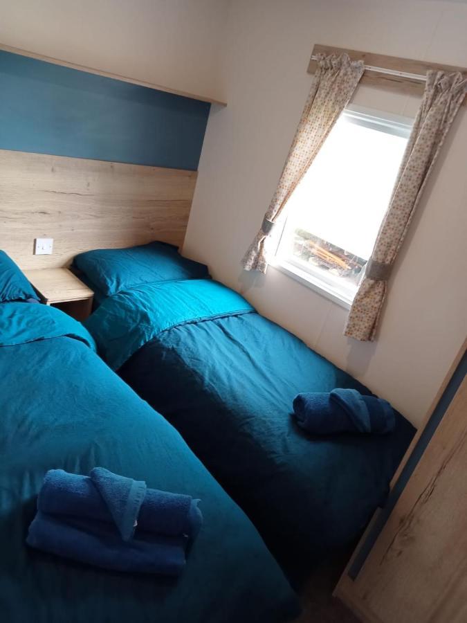 New 2 Bed Holiday Home With Decking In Rockley Park Dorset Near The Sea Lytchett Minster Экстерьер фото